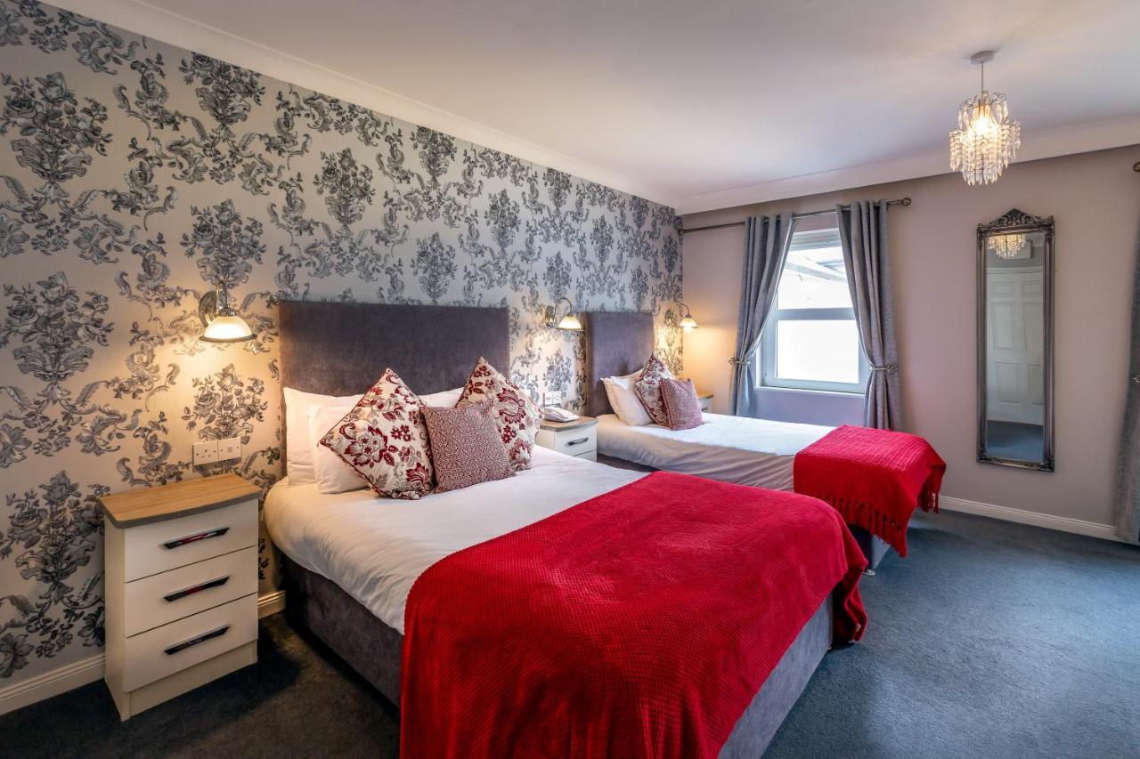 Castle Arch Hotel Trim Bagian luar foto