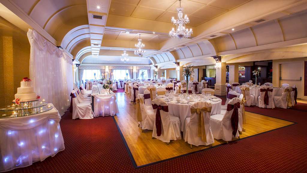 Castle Arch Hotel Trim Restoran foto